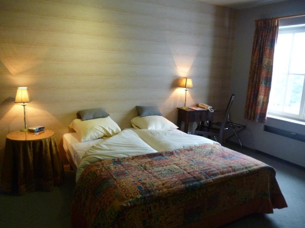 Chalet Sur Lesse Hotel Maissin Phòng bức ảnh