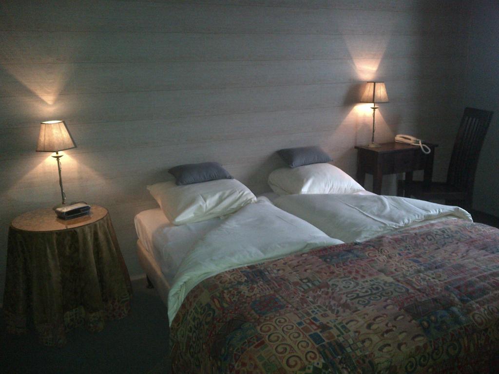 Chalet Sur Lesse Hotel Maissin Ngoại thất bức ảnh